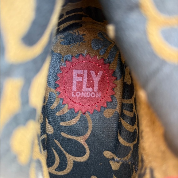 Fly London Women's Red Suede Yama Ankle Boots Y2K - Size US 9 - Picture 6 of 10